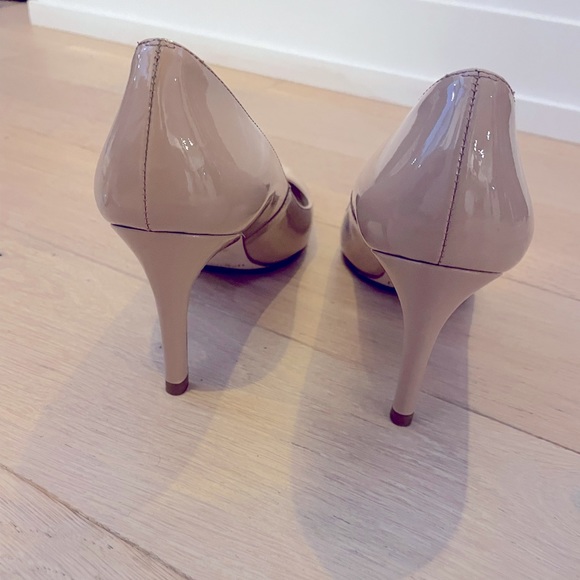 LK Bennett nude Patent leather pump size 37.5 - Picture 4 of 4